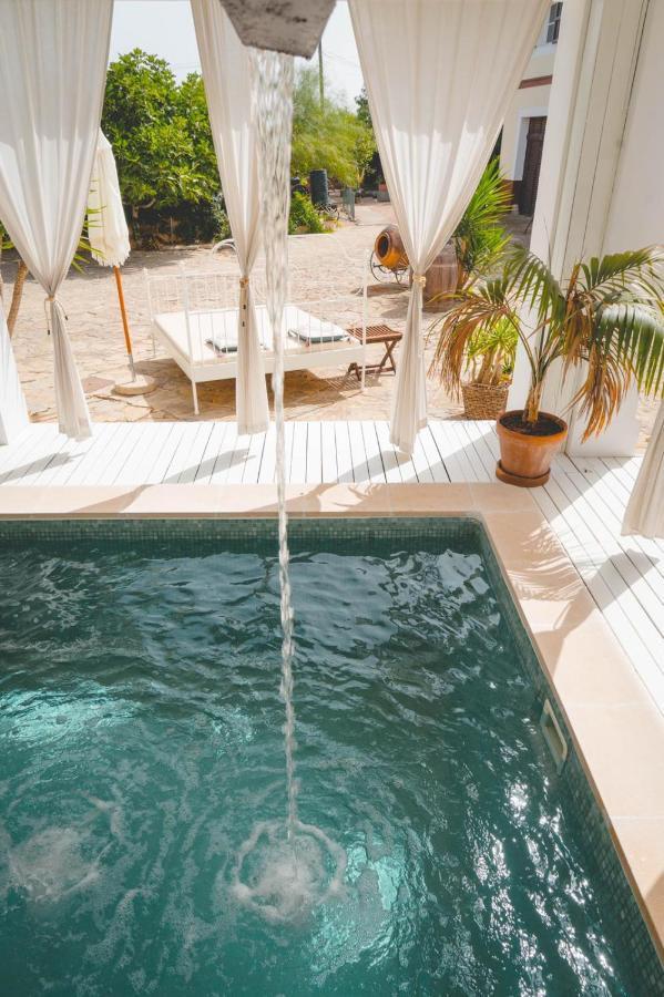Loftotel Canet Esporles Ngoại thất bức ảnh