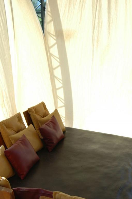 Loftotel Canet Esporles Ngoại thất bức ảnh